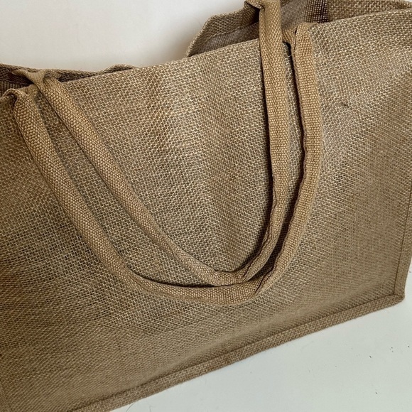 NWOT Jute Multi-purpose Natural Tan Tote Bag with Inside Zipper Pocket - Picture 3 of 8
